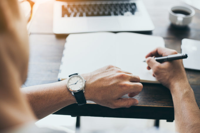 zegarek przez Internet